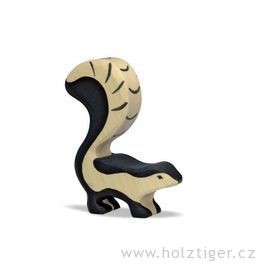 Skunk – vyřezávané zvíře ze dřeva